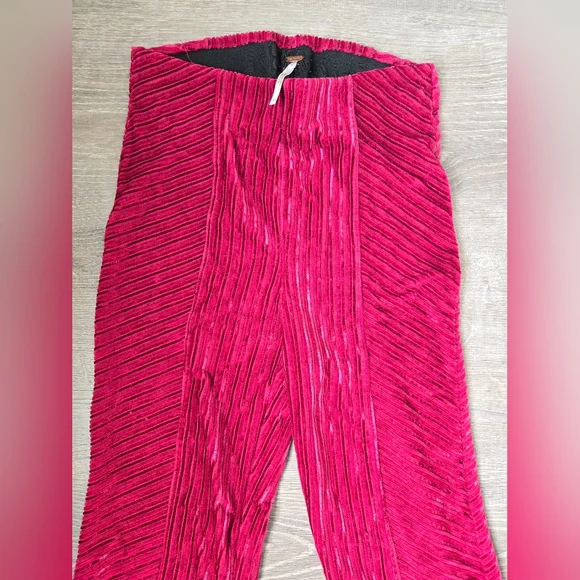Free People Red Crimson Holiday Velvet Retro Flare Pants - Size Xs - Picture 4 of 6